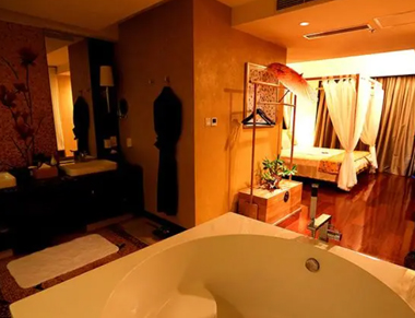 北京丰台养生会所的黄昏恋：当爱情遇上八十岁